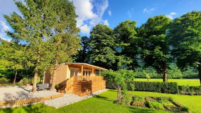 HIŠKA ŽONIR S SAVNO