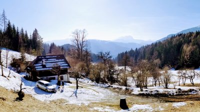 POČITNIŠKA HIŠA NATUR PUR PIKOVO