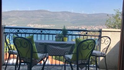 APARTMAJI NINA, DONJI KARIN – ZADAR – psom prijazno
