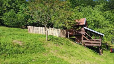 Robins Hood -robinzonski turizem Gorski Kotar za pse