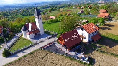 Rukova Hiža – psom prijazno