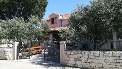 VILLA DORE OTOK BRAČ