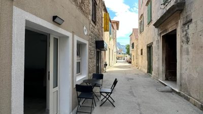 Apartmaji Žaneta, Kaštel Stari – psom prijazno