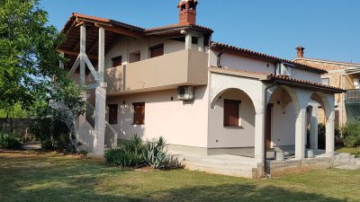 Apartma Peroj – psom prijazno