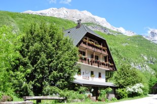 Gostišče in kamp Jelinc, vas Soča